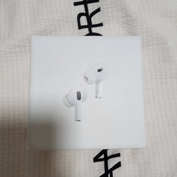 🍂🍂APPLE AirPods Pro 2ND Gen